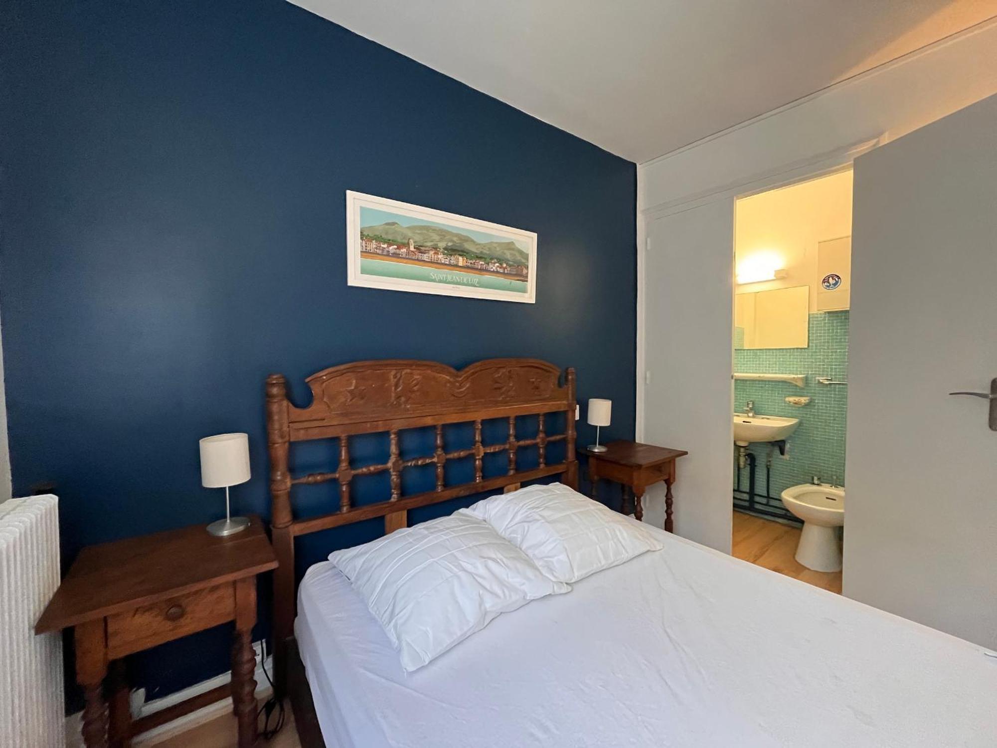 Appartement Charme A 2 Pas De La Avec Parking A St-jean-de-luz - Fr-1-239-1032